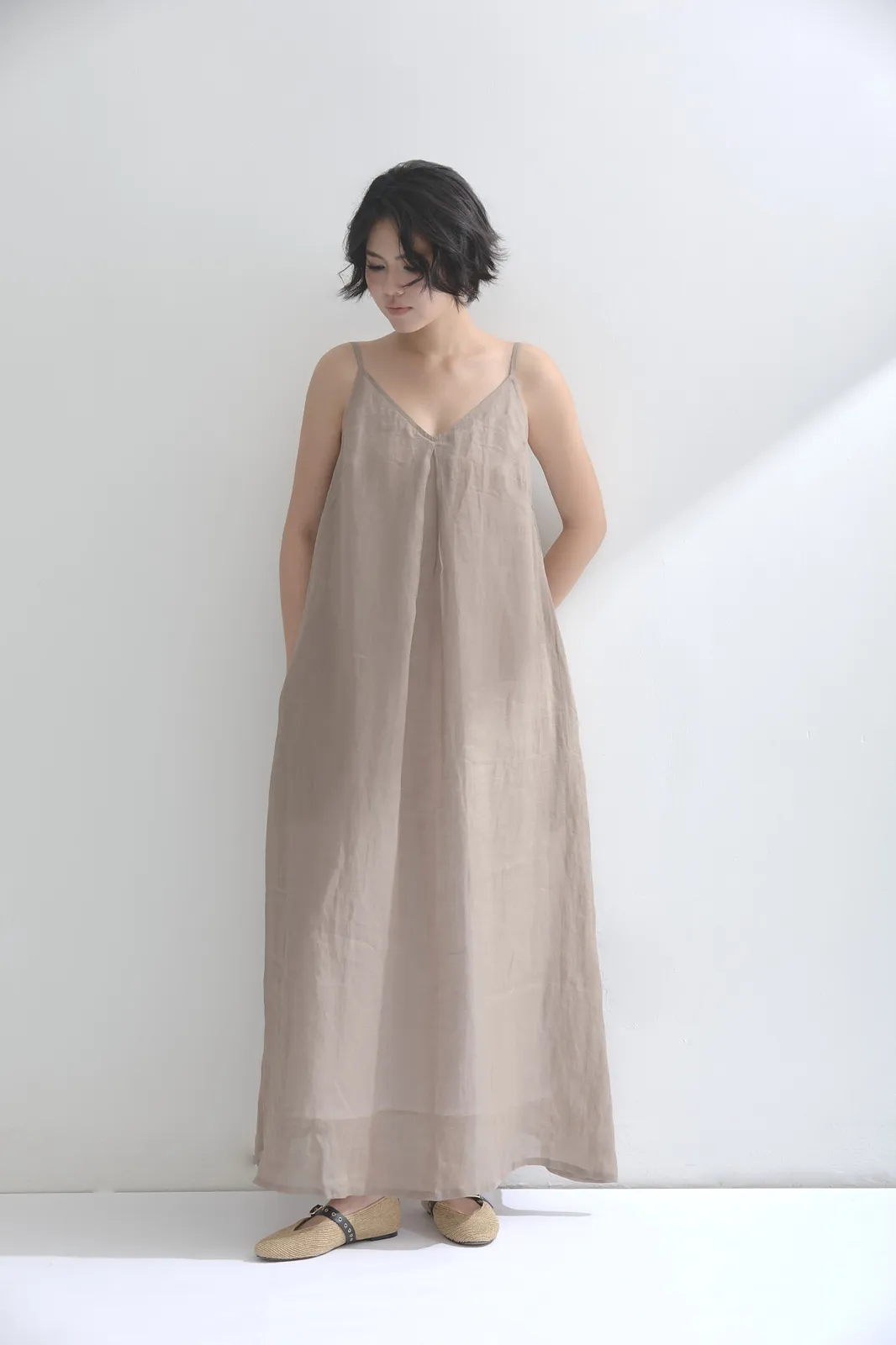 Đầm cổ tim 2 dây dài